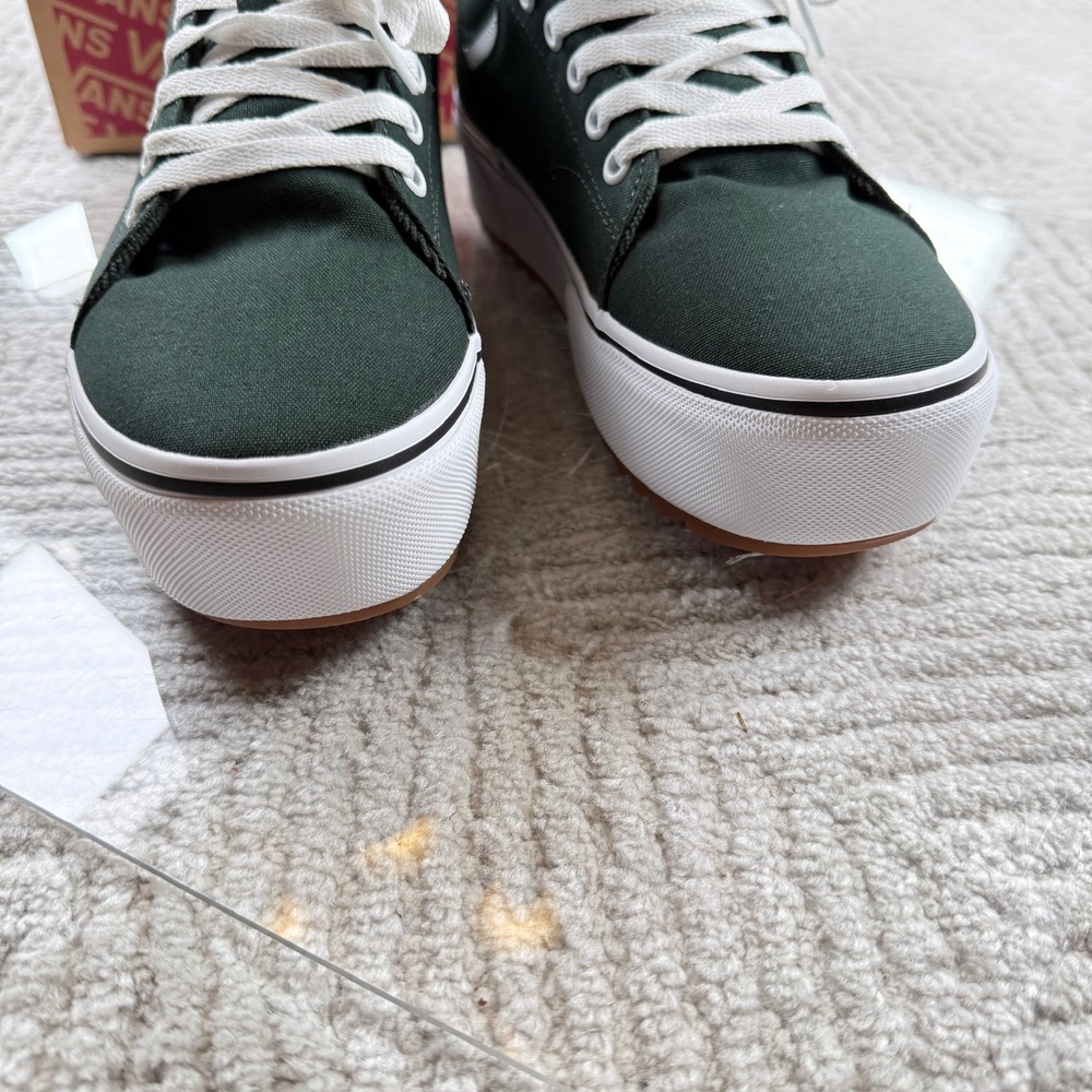 Vans Seldan Platform Sneakers Women's 10 Green Canvas Low Top Lug Sole Shoes - Picture 2 of 10